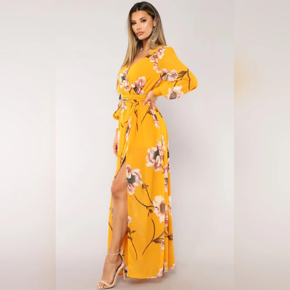 Fashion Nova Yellow floral dress size Medium - Picture 2 of 3